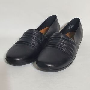 Baretraps Piper Black Slip On Flats Loafers Women's Size 8